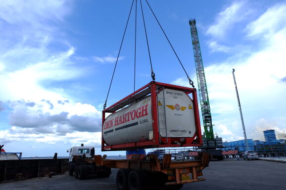 Den Hartogh Creating Innovative Logistics Solutions in Dumai, Sumatra Indonesia